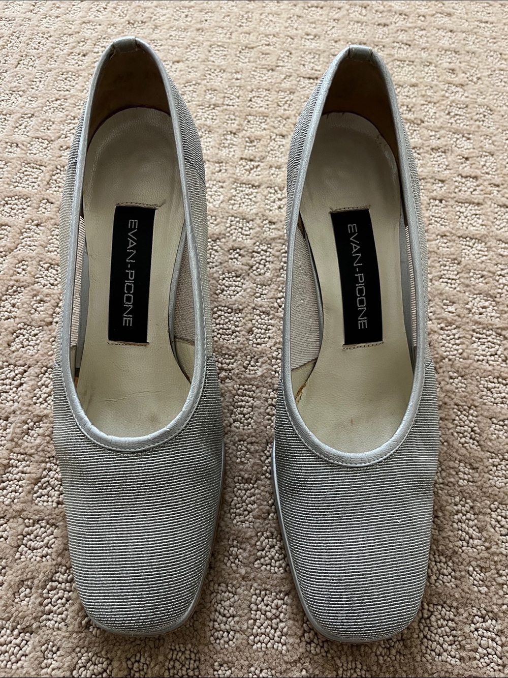 Evan Picone Silver Ribbed Block heels